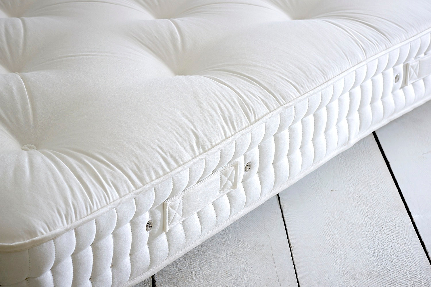 The Harrington 2000 Pocket Natural Mattress